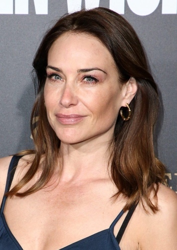 actor-claire-forlani-17076_large.jpeg.jpg.9d631818016ce77b3e1278998811ae33.jpg