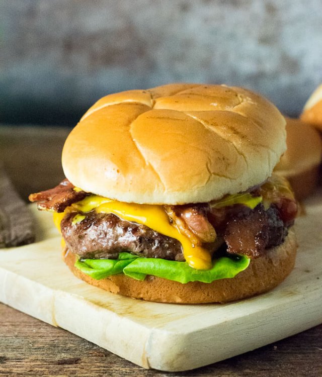 bacon-cheeseburger-recipe.jpg