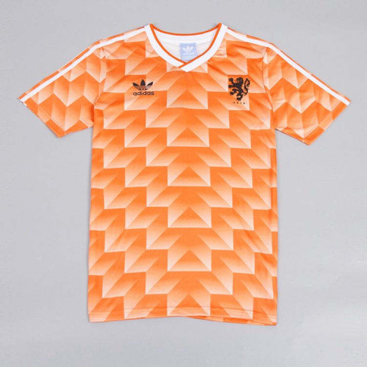 netherlands-1988-home-shirt-1000x1000.thumb.jpg.abe6e00f72ff2376149ec3f518ced505.jpg