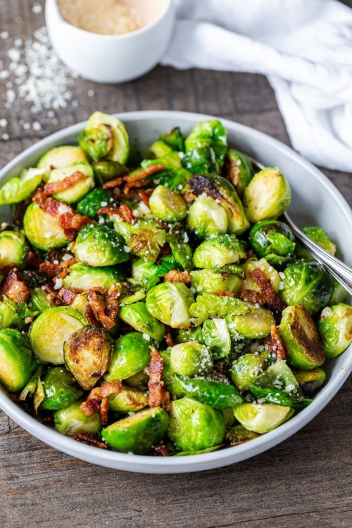 Bacon-Brussel-Sprouts-Salad-06-1200x1800.jpg
