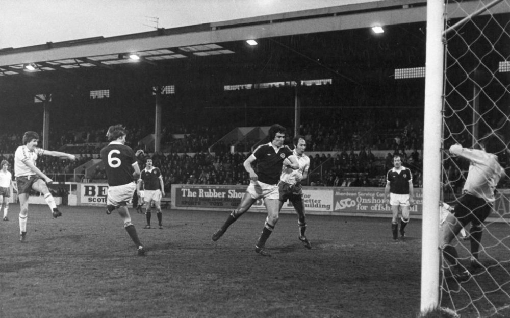 Aberdeen-FC-1979-05-02-v-Hearts-2-1024x637.jpg