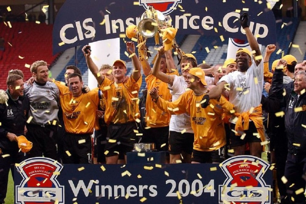 leaguecup2004.jpg
