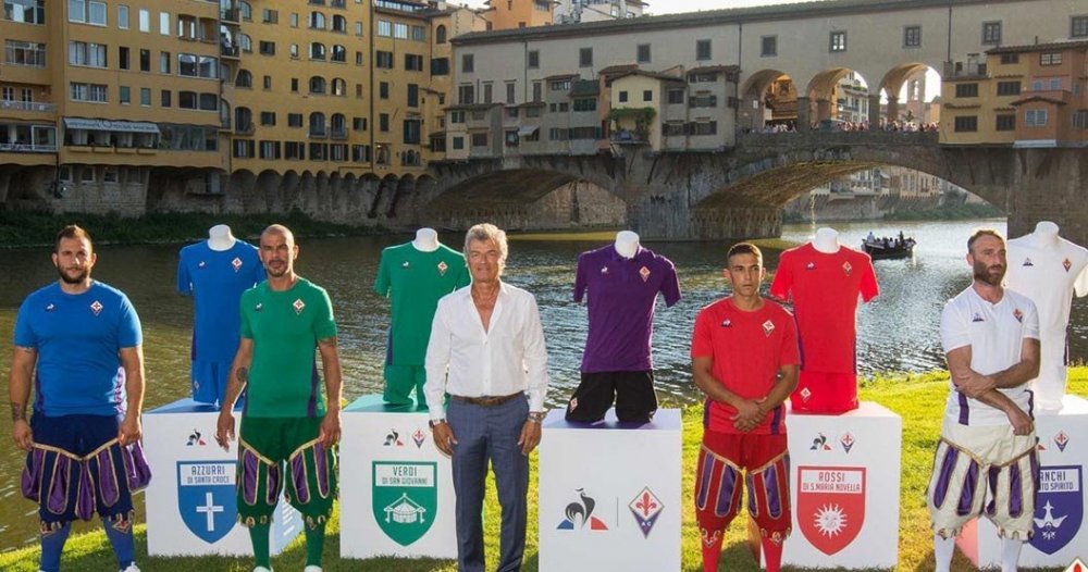 fiorentina-18-19-kits (1) (1).jpg