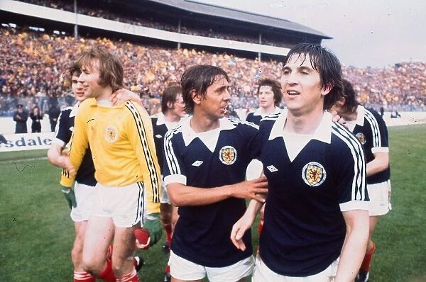 scotland-footballers-tom-forsyth-goalkeeper-alan-21608425.jpg.webp.b68f6a48a42b3f33f8f4418d5c12c4eb.webp